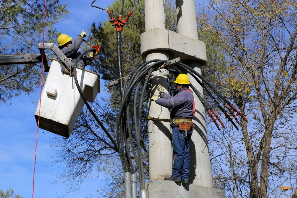 Hoy jueves cortarán la luz en Viedma