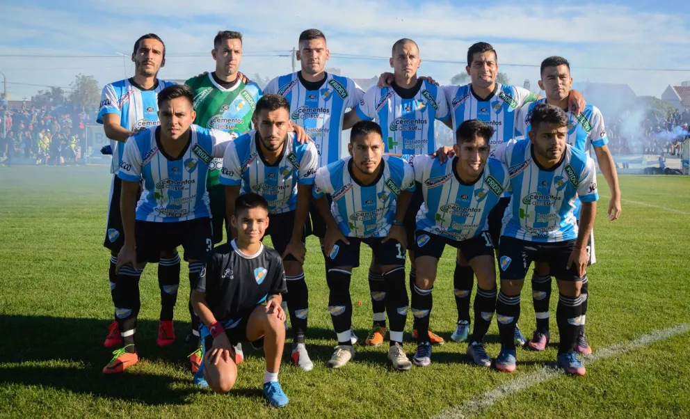 A Mar del Plata con tres cambios para visitar a Alvarado