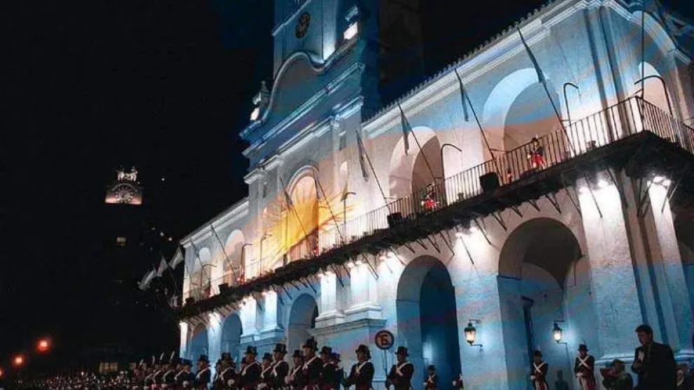  El feriado del 25 de mayo, ¿se traslada o es inamovible?