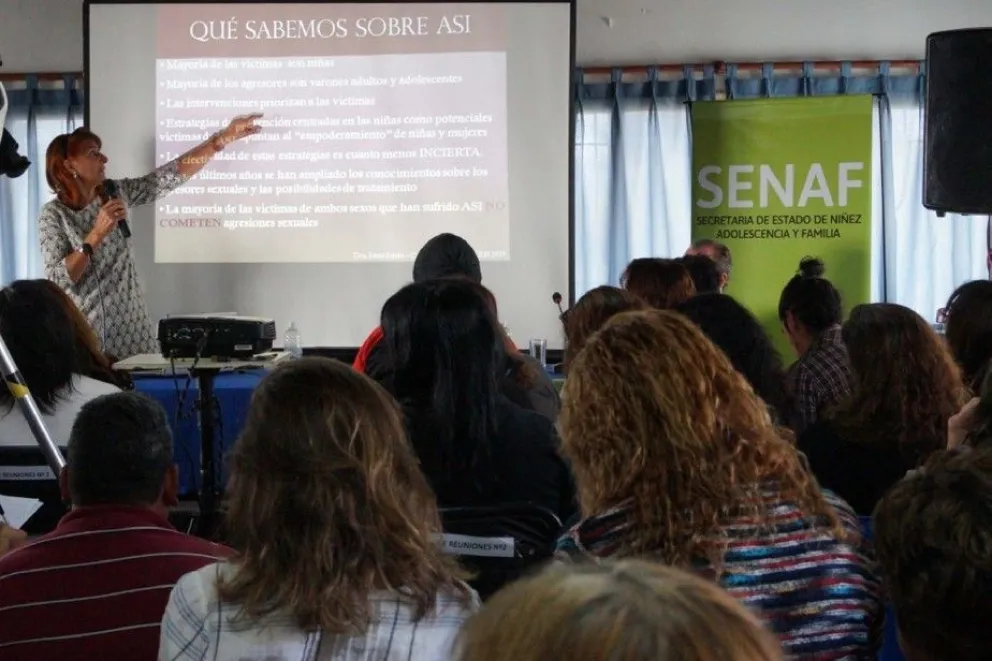 La SENAF se capacita para abordar el abuso sexual infantil