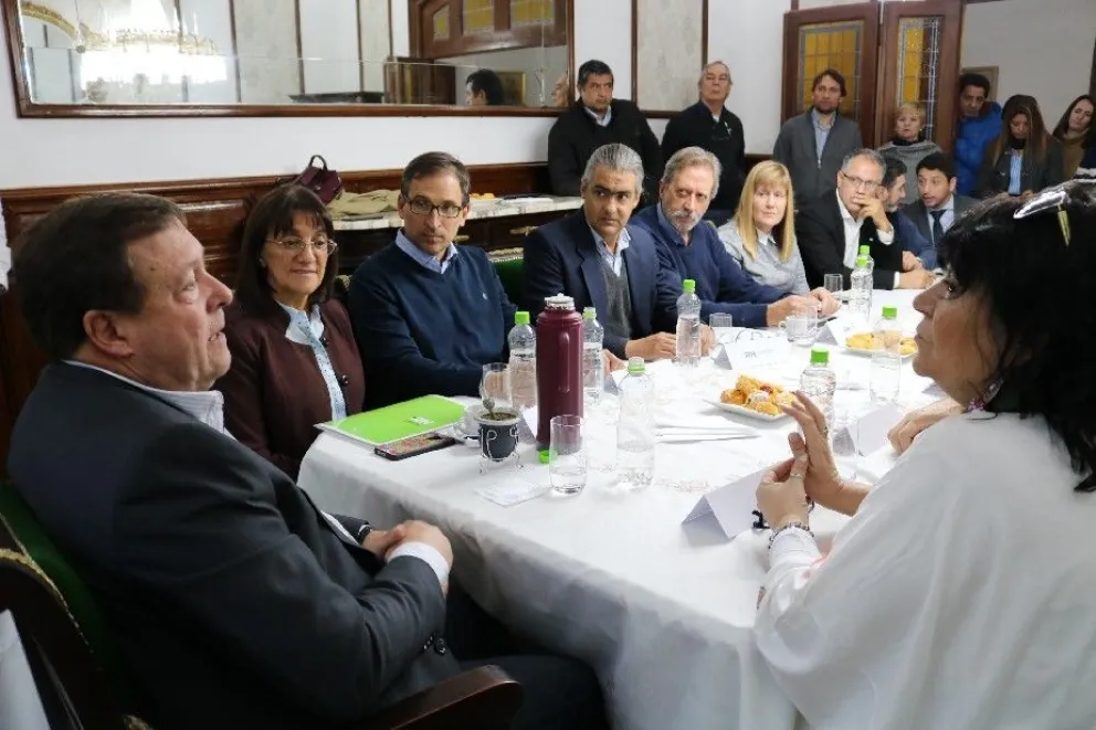 Se puso en marcha el programa de viviendas para docentes