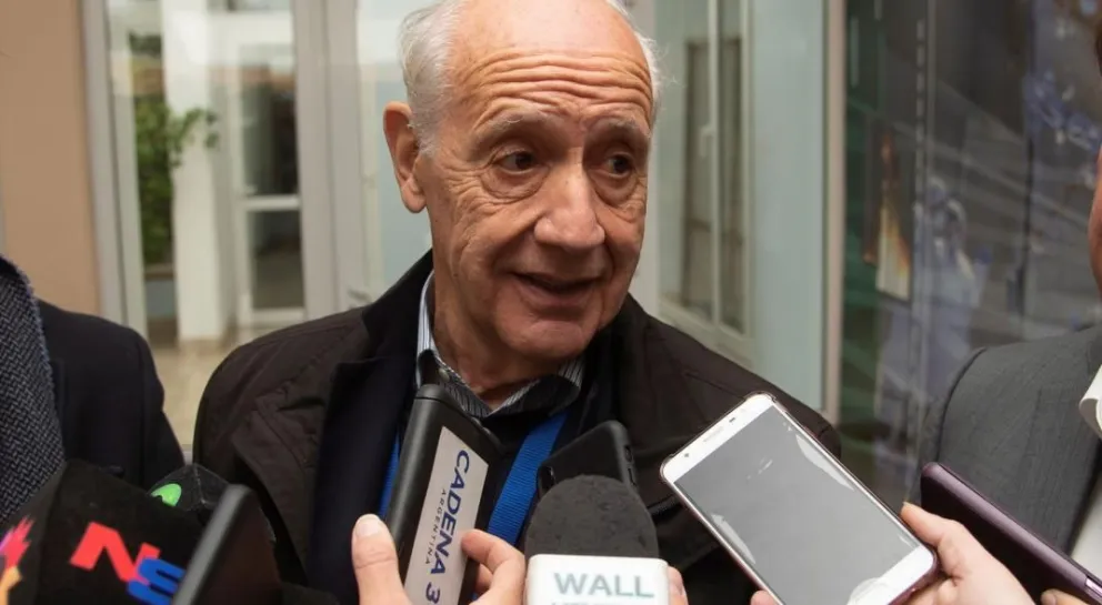 Lavagna invitó a los radicales a integrarse a su frente