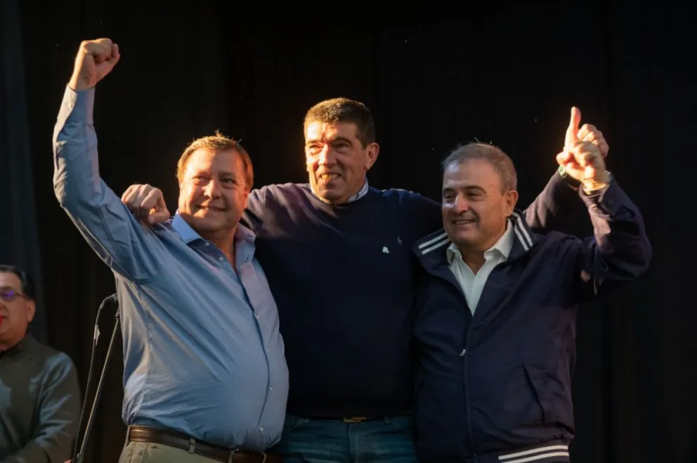 Cipolletti: Juntos lanzó la campaña en el festejo de la Revolución de Mayo 