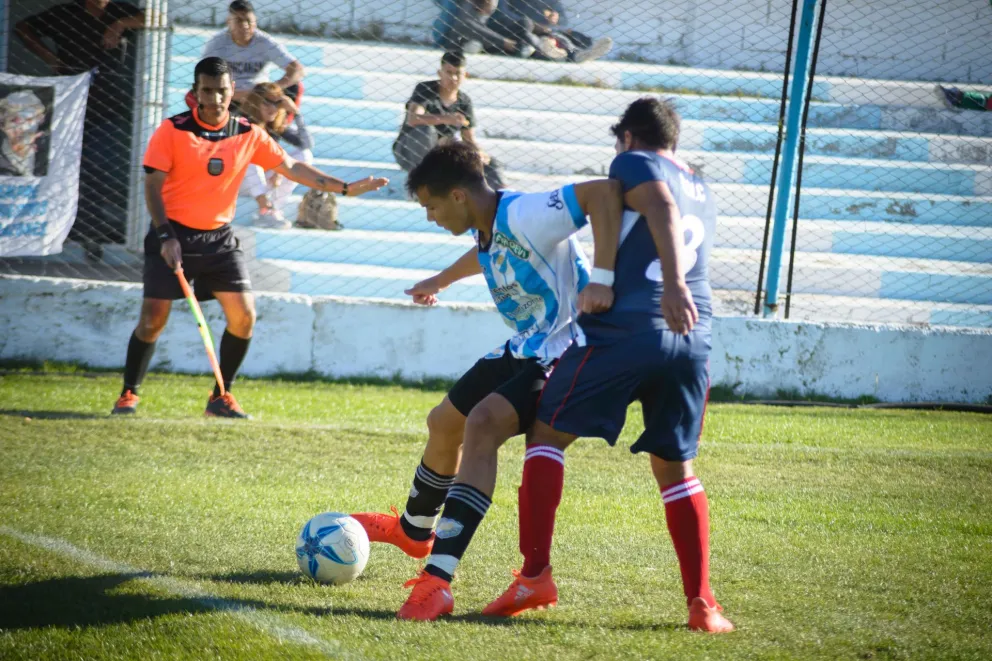 Sol ganó el clásico y se aseguró el primer puesto