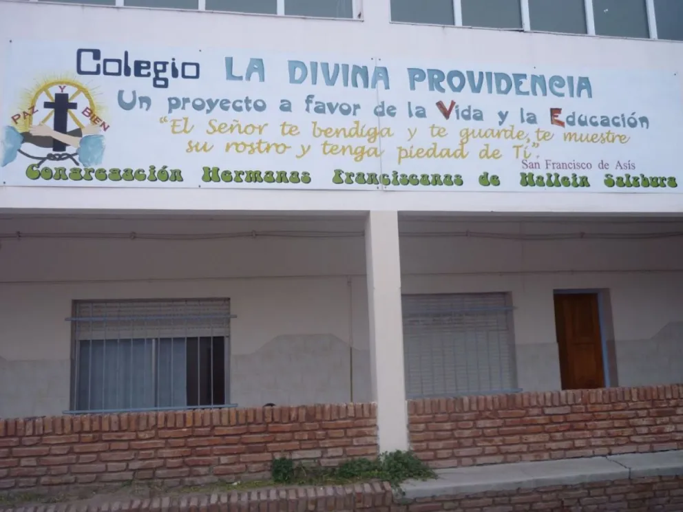 Piden ayuda al Municipio para pagar luz y gas