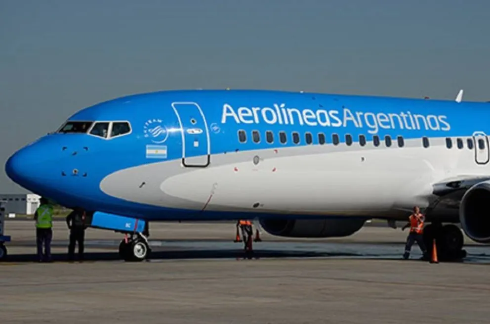 Aerolíneas cancela todos los vuelos de este miércoles