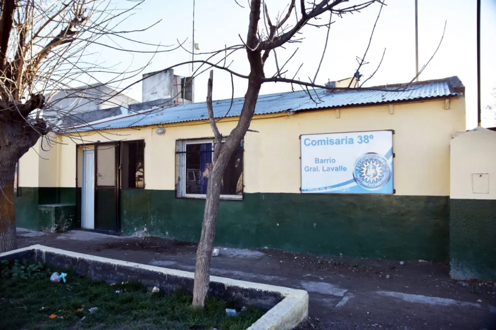 Arrestaron a un menor que deambulaba armado en el Loteo Silva