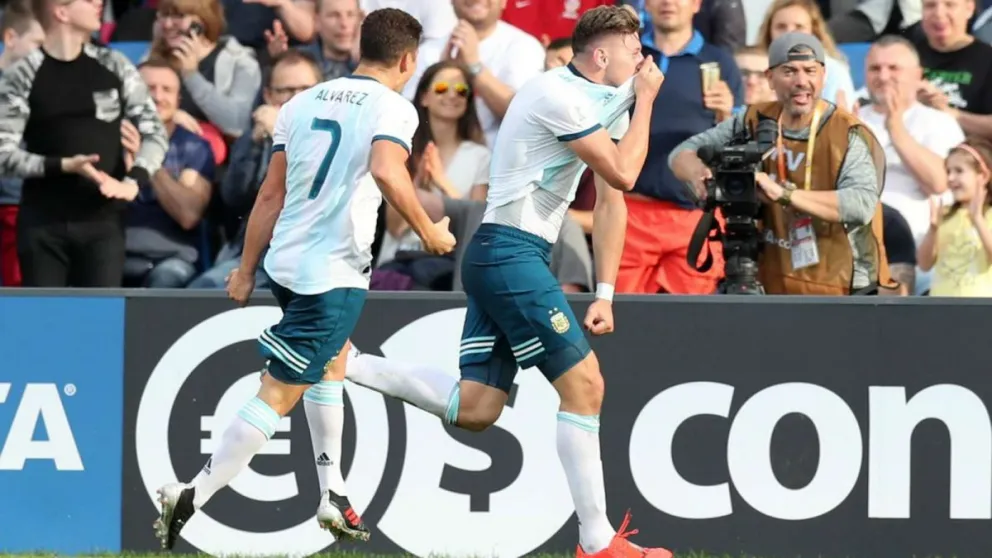 Argentina venció a Portugal y está en octavos