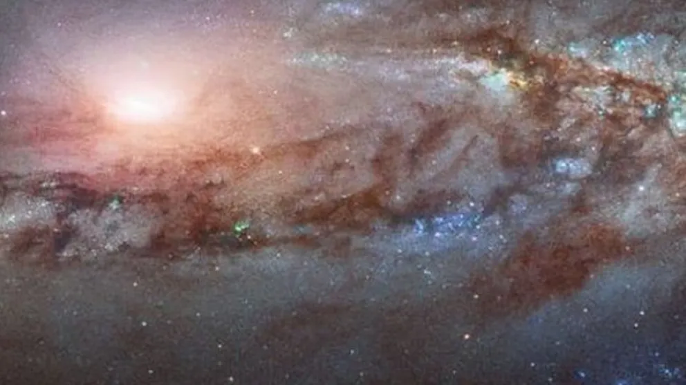 Messier 90, la galaxia que se acerca a nuestra Vía Láctea