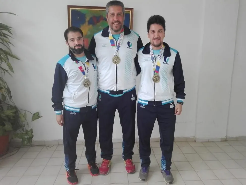 "Se puede seguir estudiando y jugando"