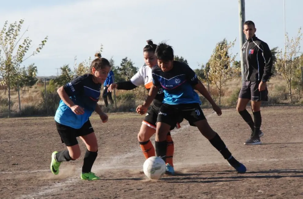 Leonas y La Región lideran el "Unión de Clubes"