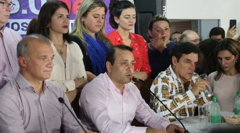 Misiones: aplastante victoria de Herrera Ahuad a Humberto Schiavoni