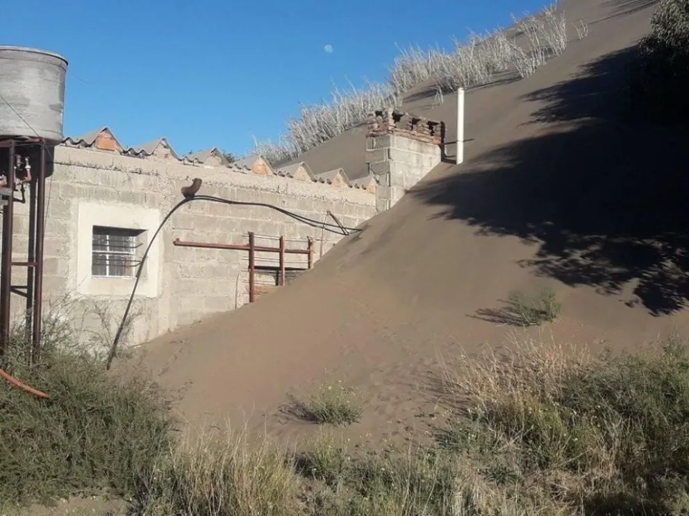 Residentes de Bahía Creek están preocupados por los avances de los médanos