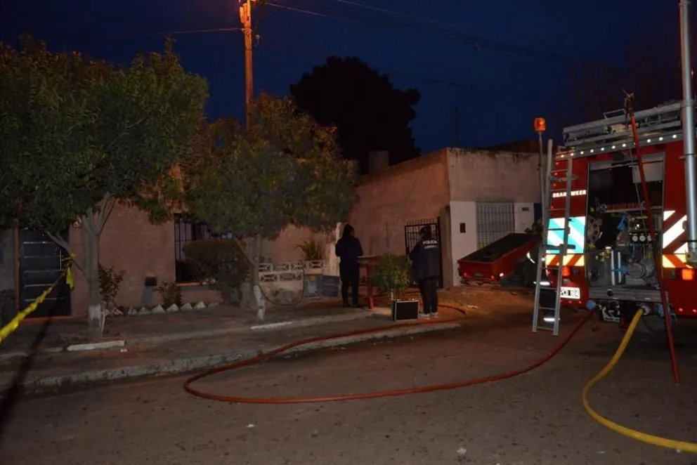 Incendio en un depósito de Villa lynch