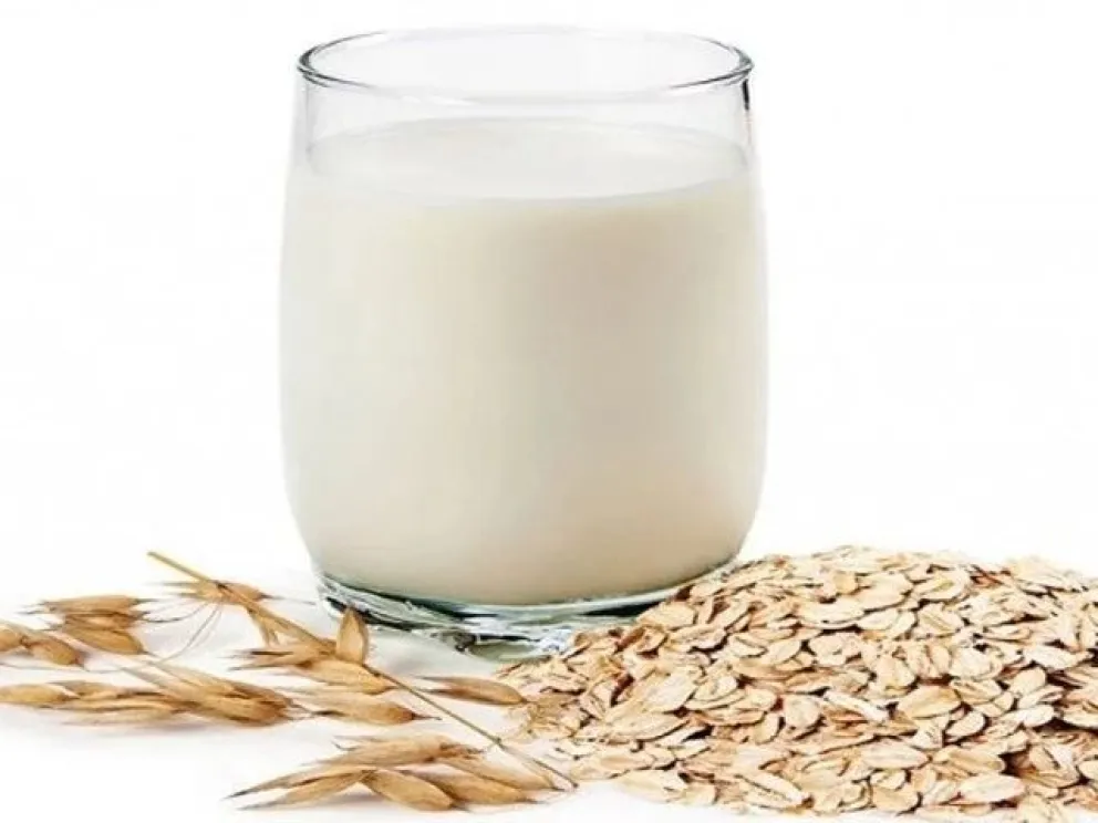 Aliviá el estomago con agua de avena