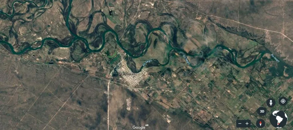 Multaron a tres conesinos por obstruir un brazo del río Negro