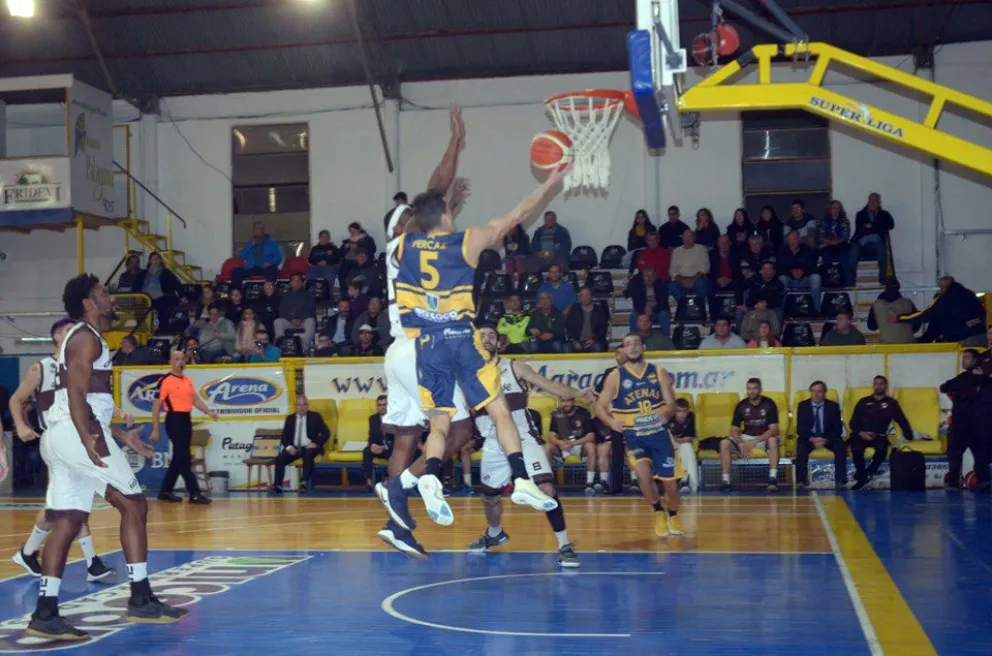 Se juega el cuarto encuentro