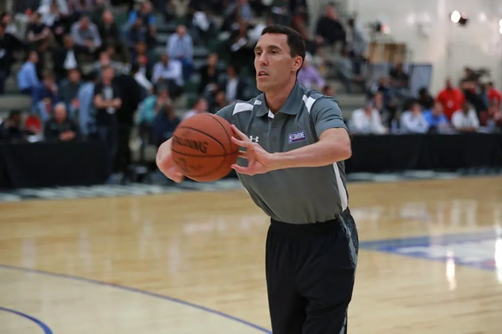 Primer asistente técnico argentino en la NBA