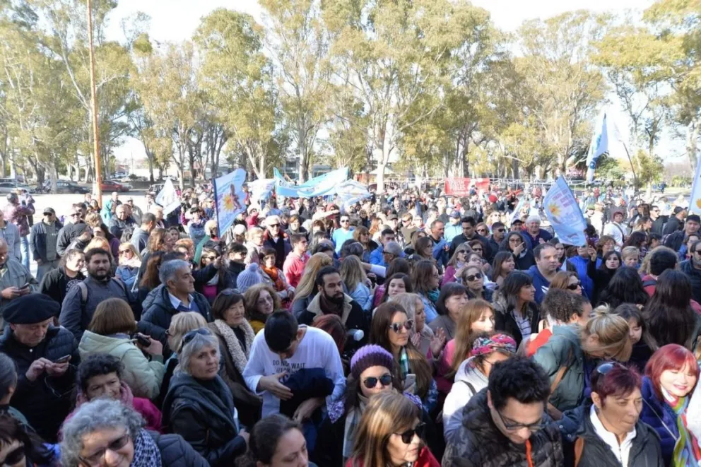 Imágenes de la visita de Axel Kicillof a Patagones