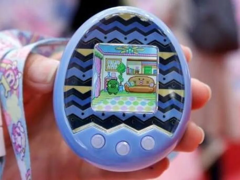 Vuelve el ‘Tamagotchi’, la mascota virtual que arrasó en los 90