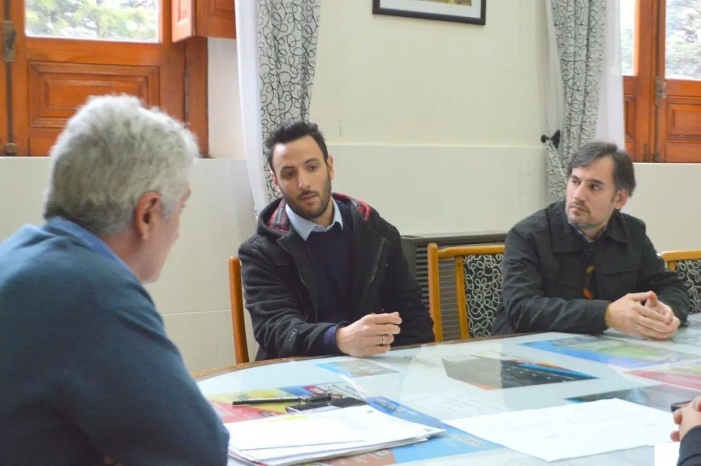 Reunión para implementar convenio