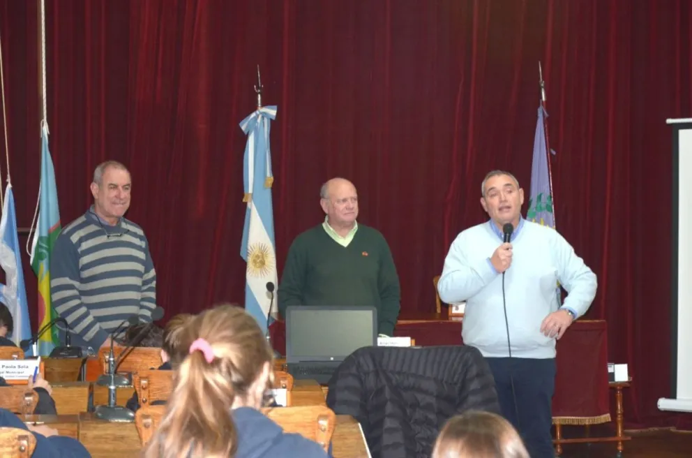 Alumnos visitaron el Concejo Deliberante de Patagones