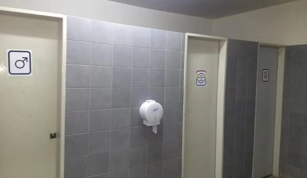 Baños sin identificación de género en el CURZA