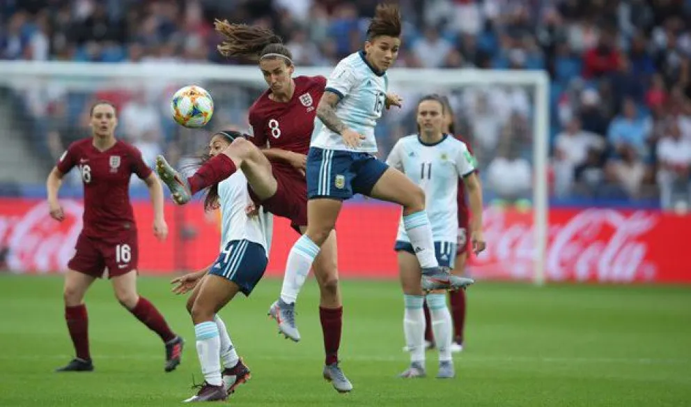 A jugarse todo ante Escocia