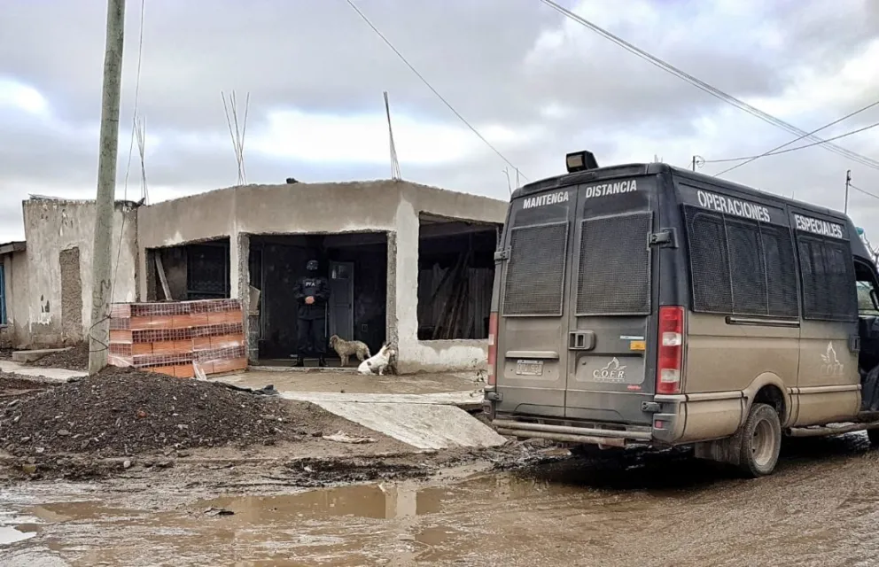 Allanaron cuatro viviendas por ventas de drogas
