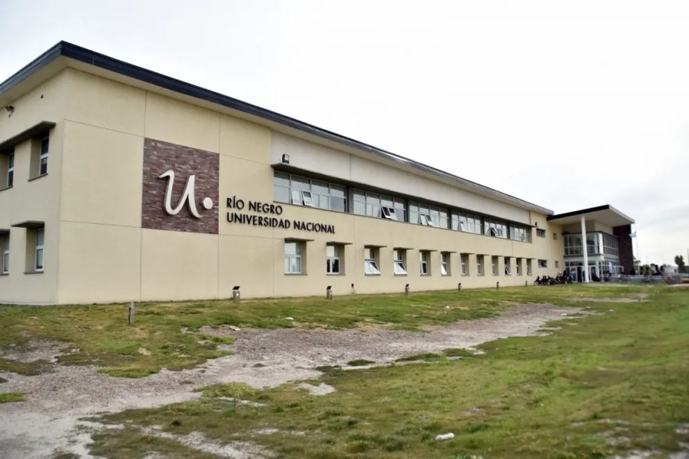 Del Bello fue reelecto como rector de la Universidad de Río Negro