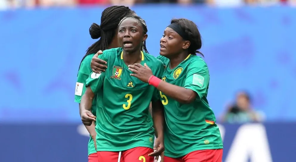 Llanto y polémicas en el triunfo de Inglaterra sobre Camerún