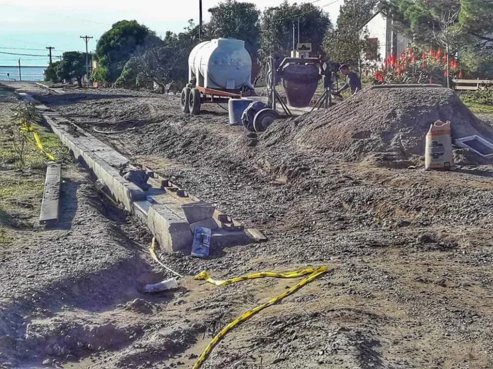 Recorrida de obras en ejecución en San Blas