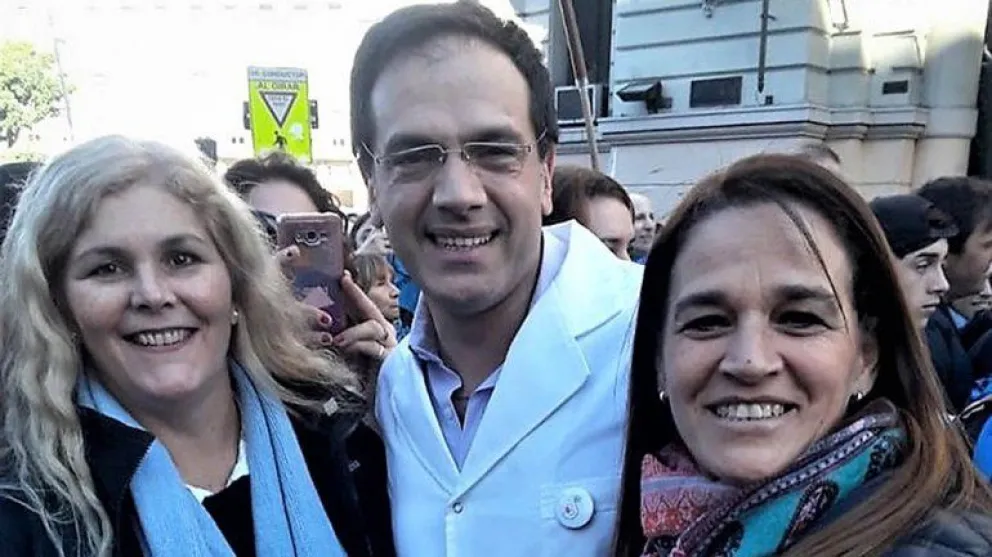 Rodríguez Lastra dijo que su candidatura no es un “manotazo de ahogado”