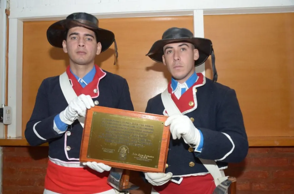 Prefectura conmemoró su 209 aniversario