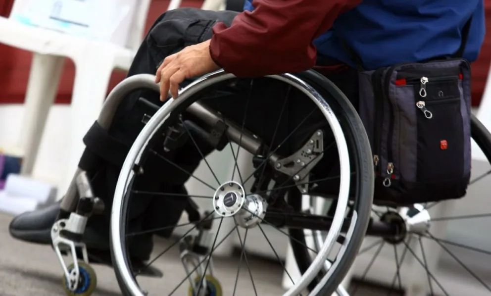 Para garantizar el acceso accequible y accesible