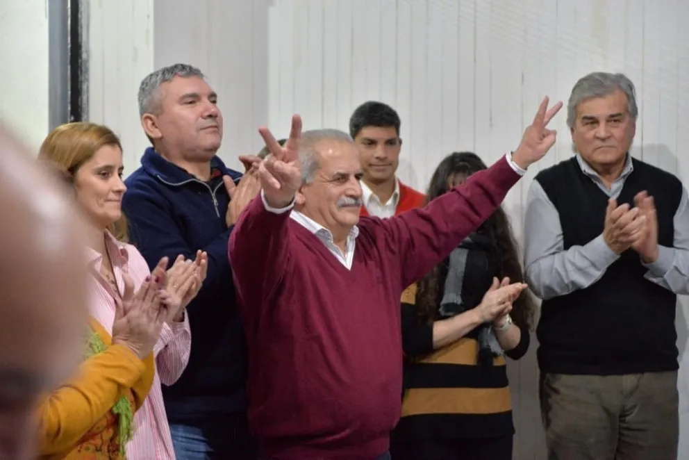Gerardo Bari presentó su lista para competir en las PASO