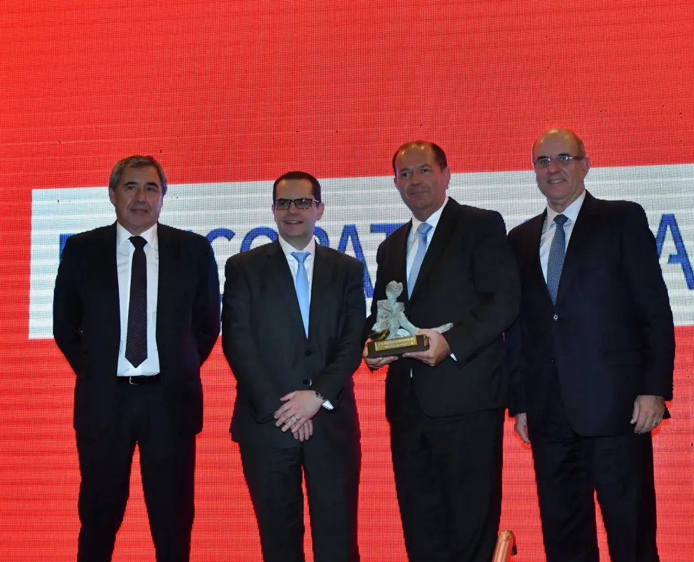 Banco Patagonia recibió el premio al mejor banco del país