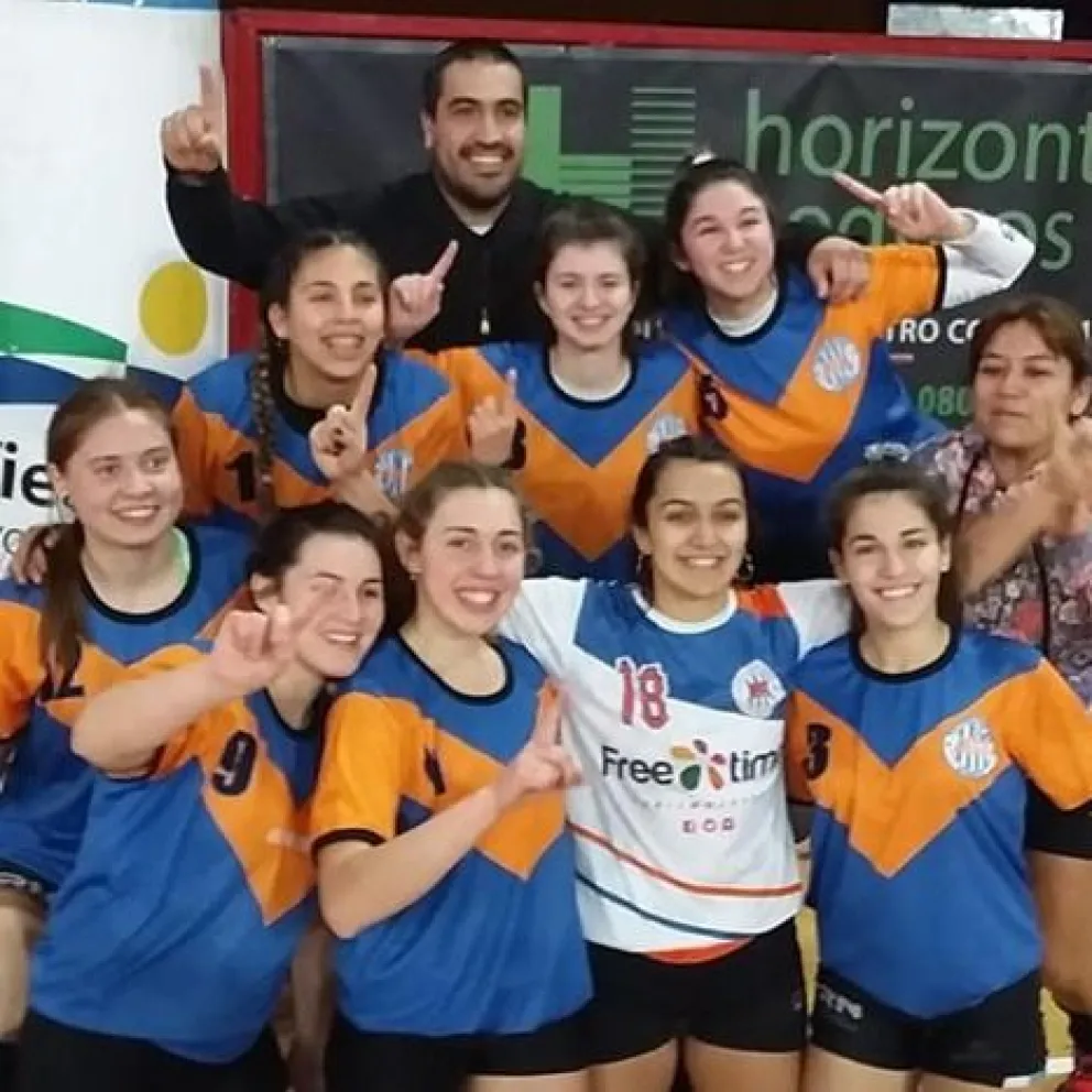 Defensores y Madrynense compeones de voley