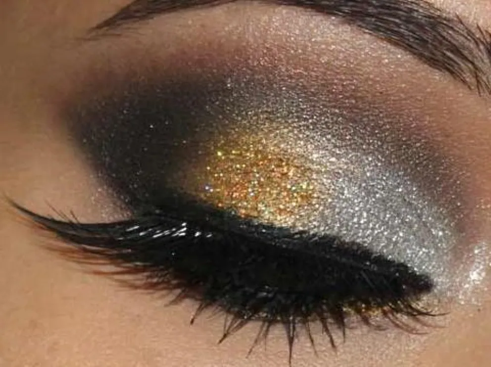 Sombras tornasoladas, metalizadas y con brillo