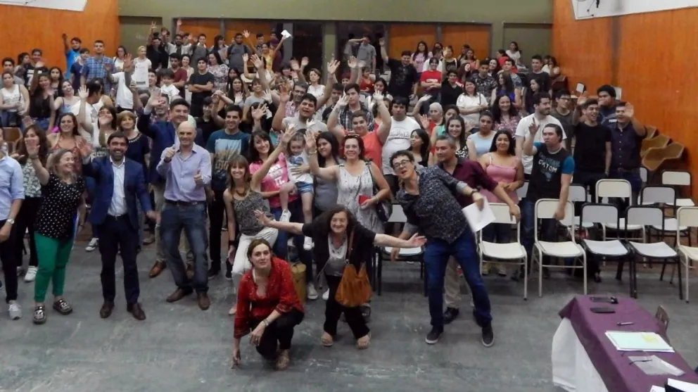 Más de 1.000 estudiantes rionegrinos recibieron educación financiera