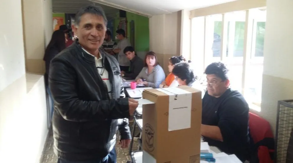 Ganó Néstor Ayuelef en Pilcaniyeu