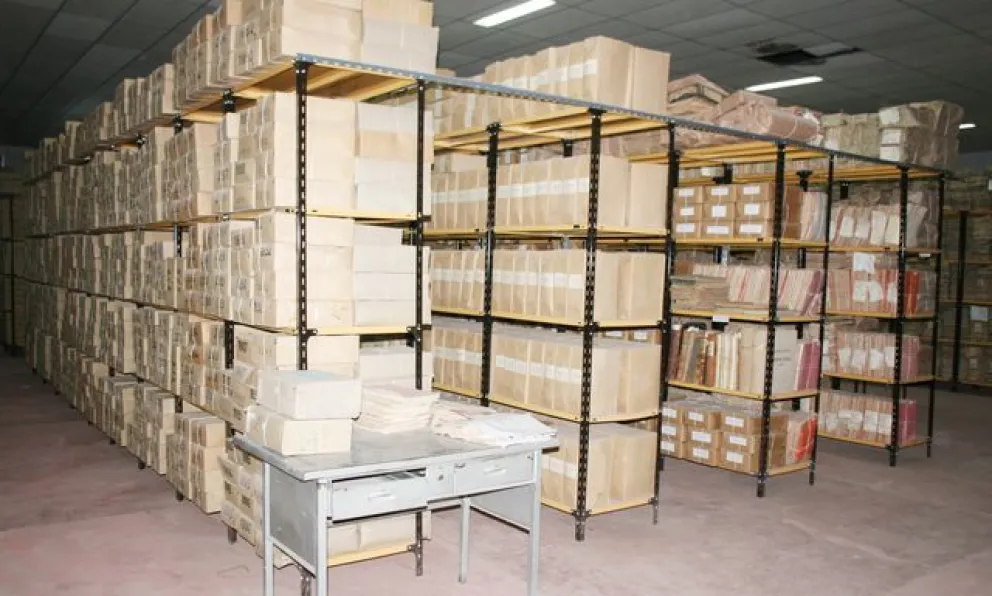 Otra vez se inundó el Archivo Histórico y el Gobierno arremetió con una denuncia penal