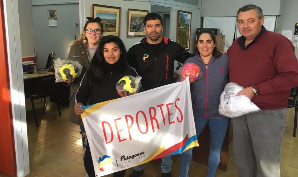 Material deportivo para un equipo de handball de Villalonga