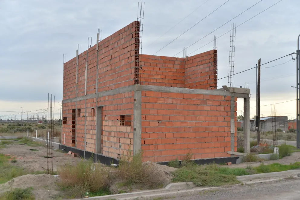 Hay 3300 anotados para 342 lotes