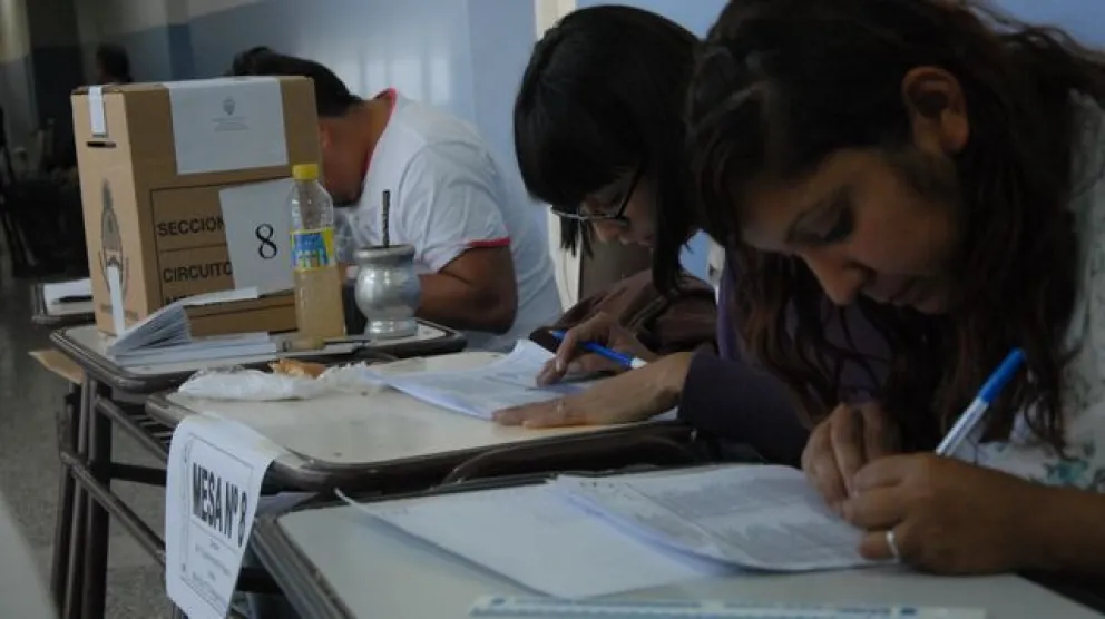 Cierra este miércoles el plazo para las alianzas