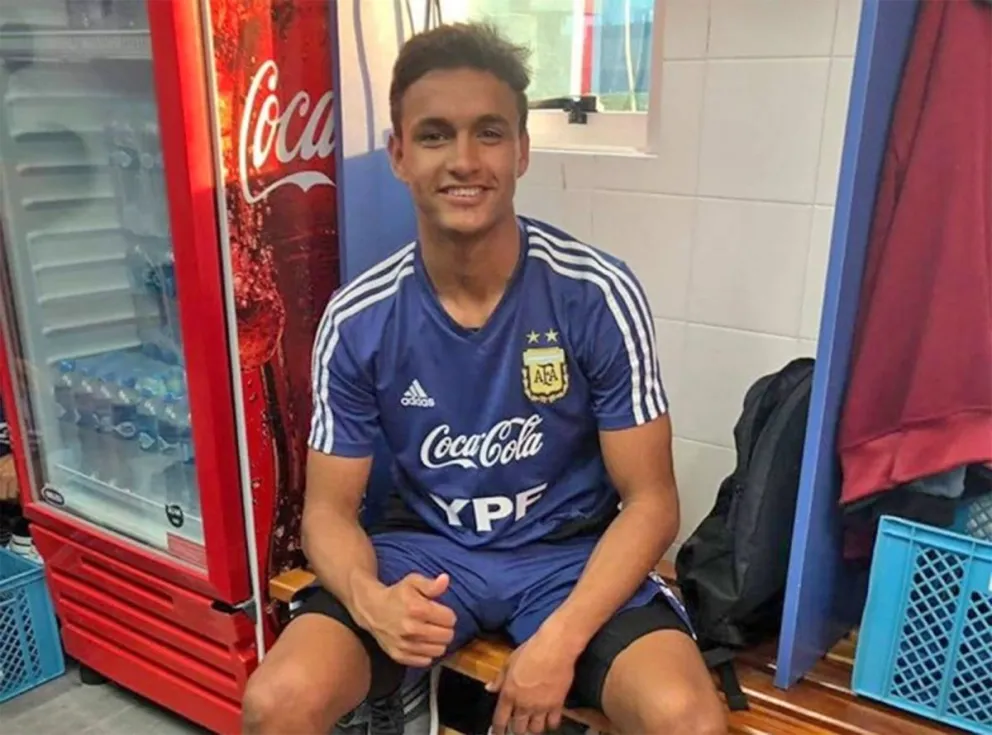 "Muy contento por defender estos colores"