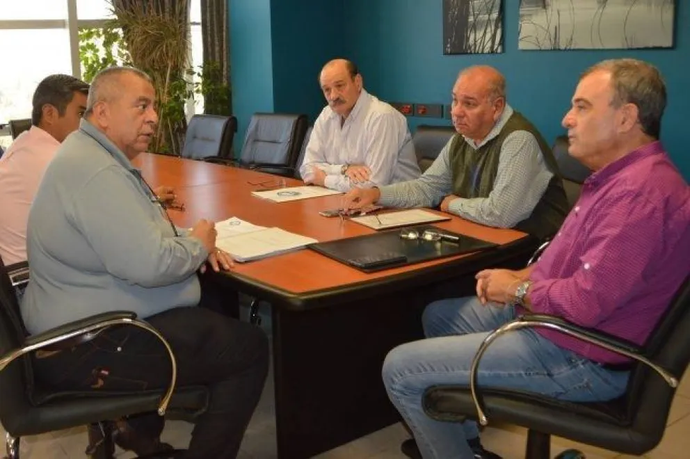 Piden otra audiencia a Pesatti por salarios y pase a planta permanente