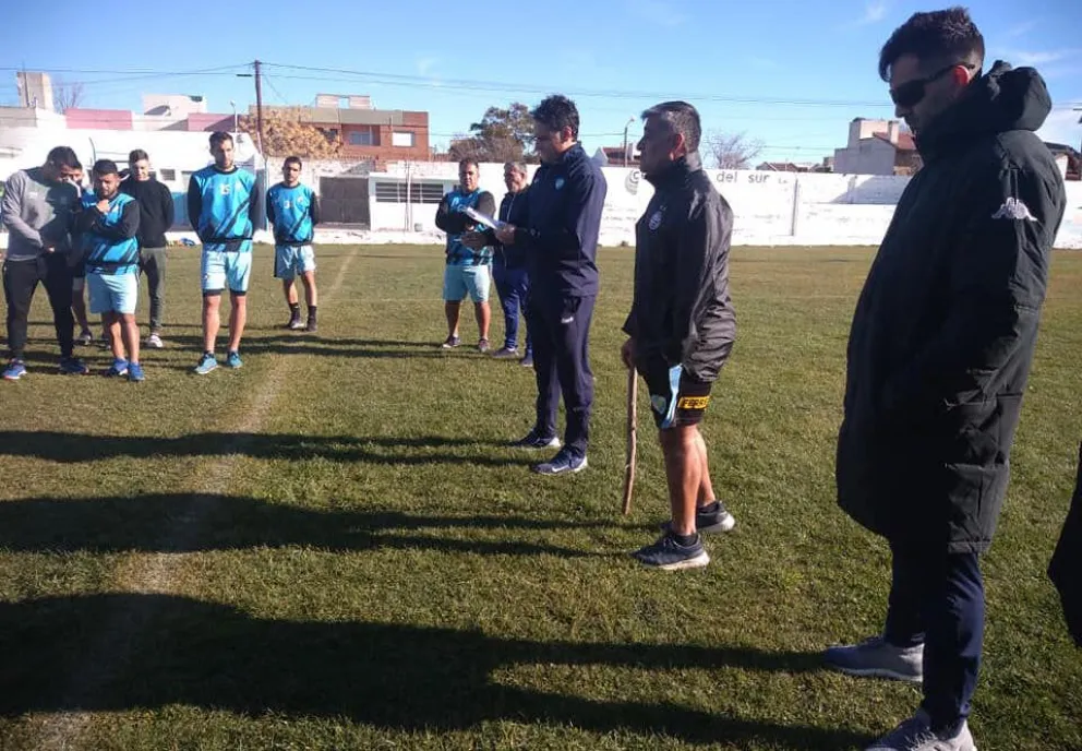 Del Cero fue presentado en Sol de Mayo