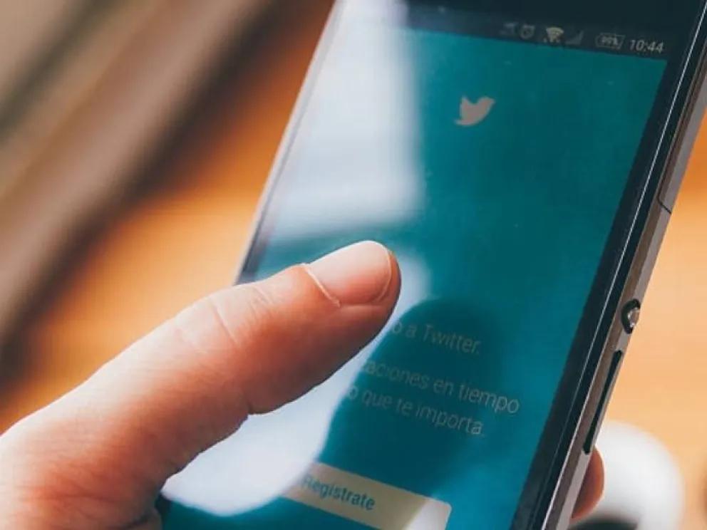 ¿Cómo quitar la nueva versión de Twitter?