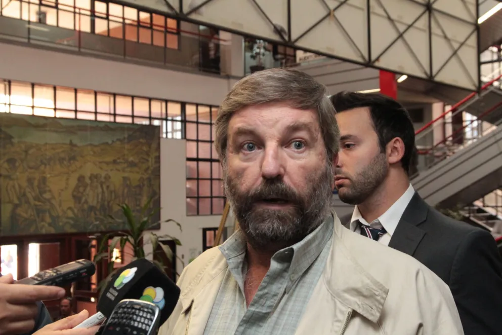 Bernardi solicitó salidas transitorias